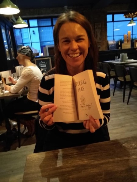 0F937757-ED0C-4EF9-A9EB-1D6ABE219371